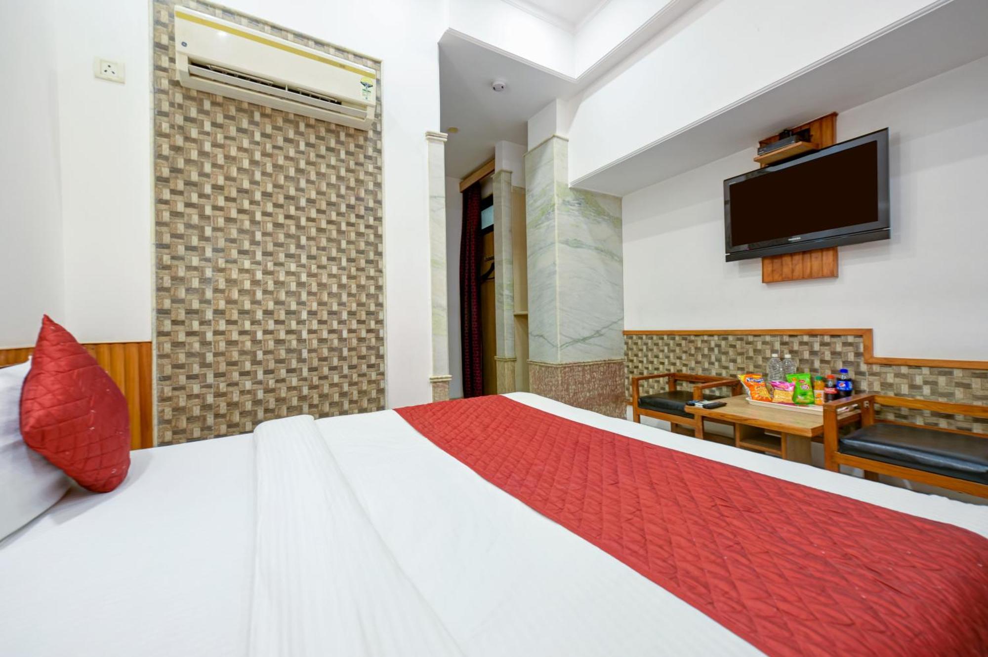 The Natraj Yes Please -New Delhi Hotel Ngoại thất bức ảnh