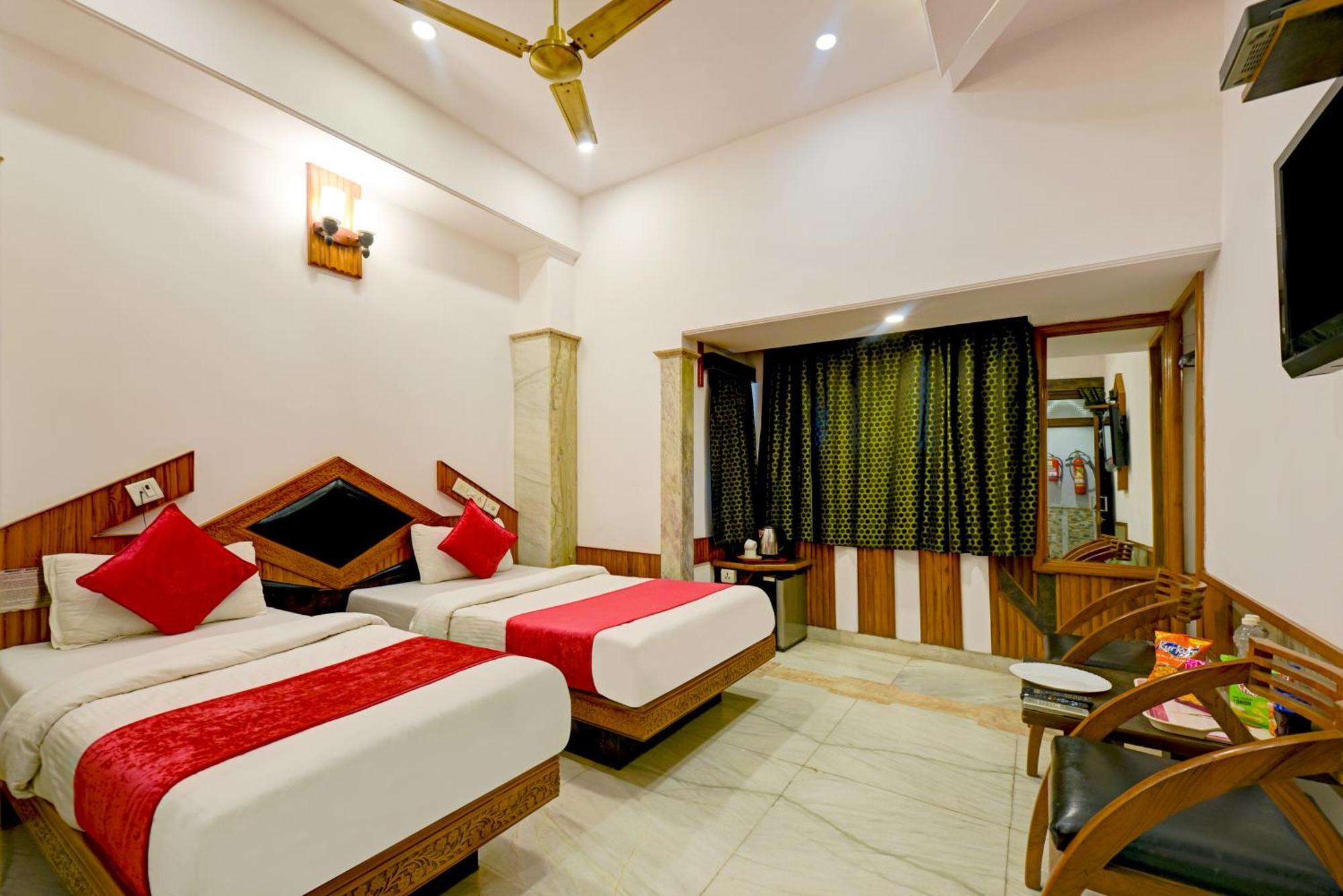 The Natraj Yes Please -New Delhi Hotel Ngoại thất bức ảnh