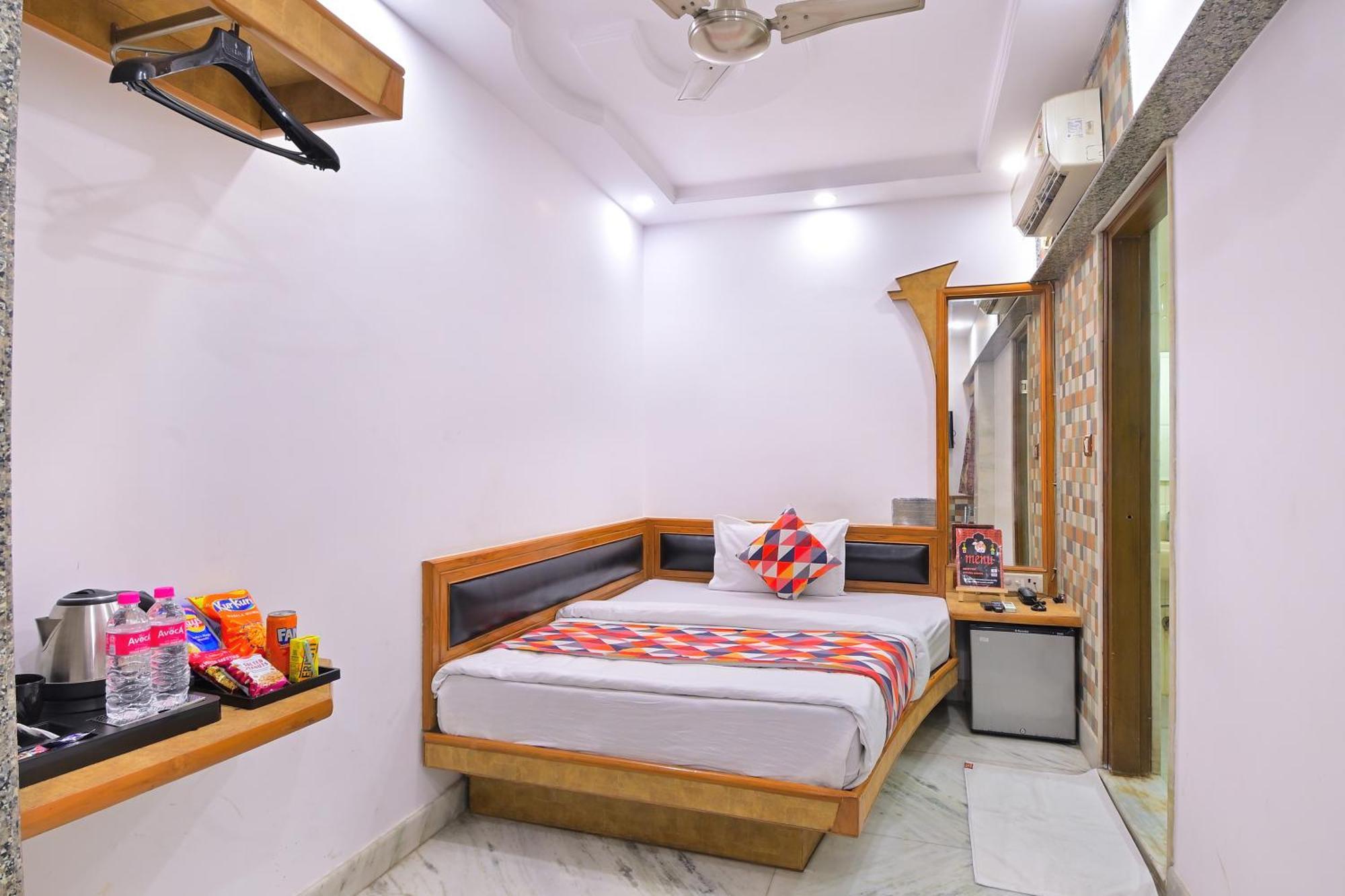 The Natraj Yes Please -New Delhi Hotel Ngoại thất bức ảnh