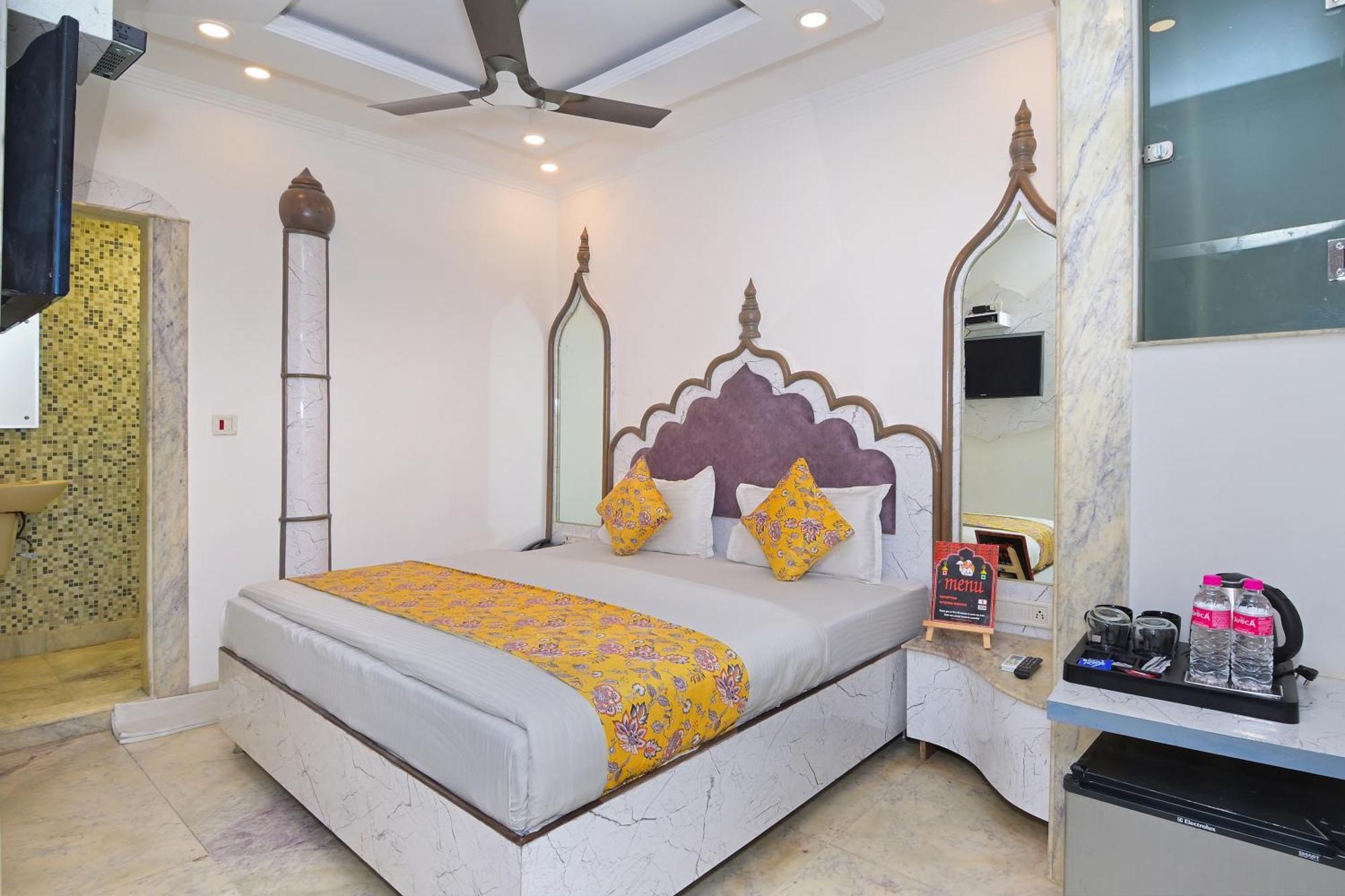 The Natraj Yes Please -New Delhi Hotel Ngoại thất bức ảnh